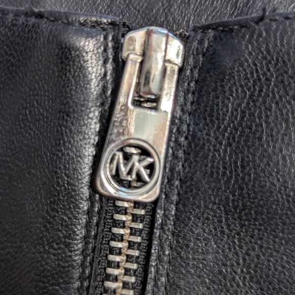 👢 Michael Kors Black Leather Knee High Boots Women’s 8.5M – Pointed Toe - Picture 6 of 10